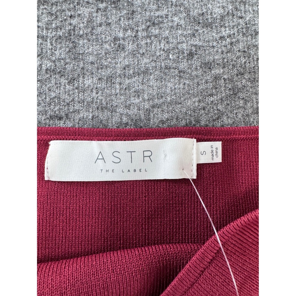ASTR The Label Wine Red Puff Sleeve‎ Bodysuit Ribbed Knit  Small NEW - Picture 2 of 6